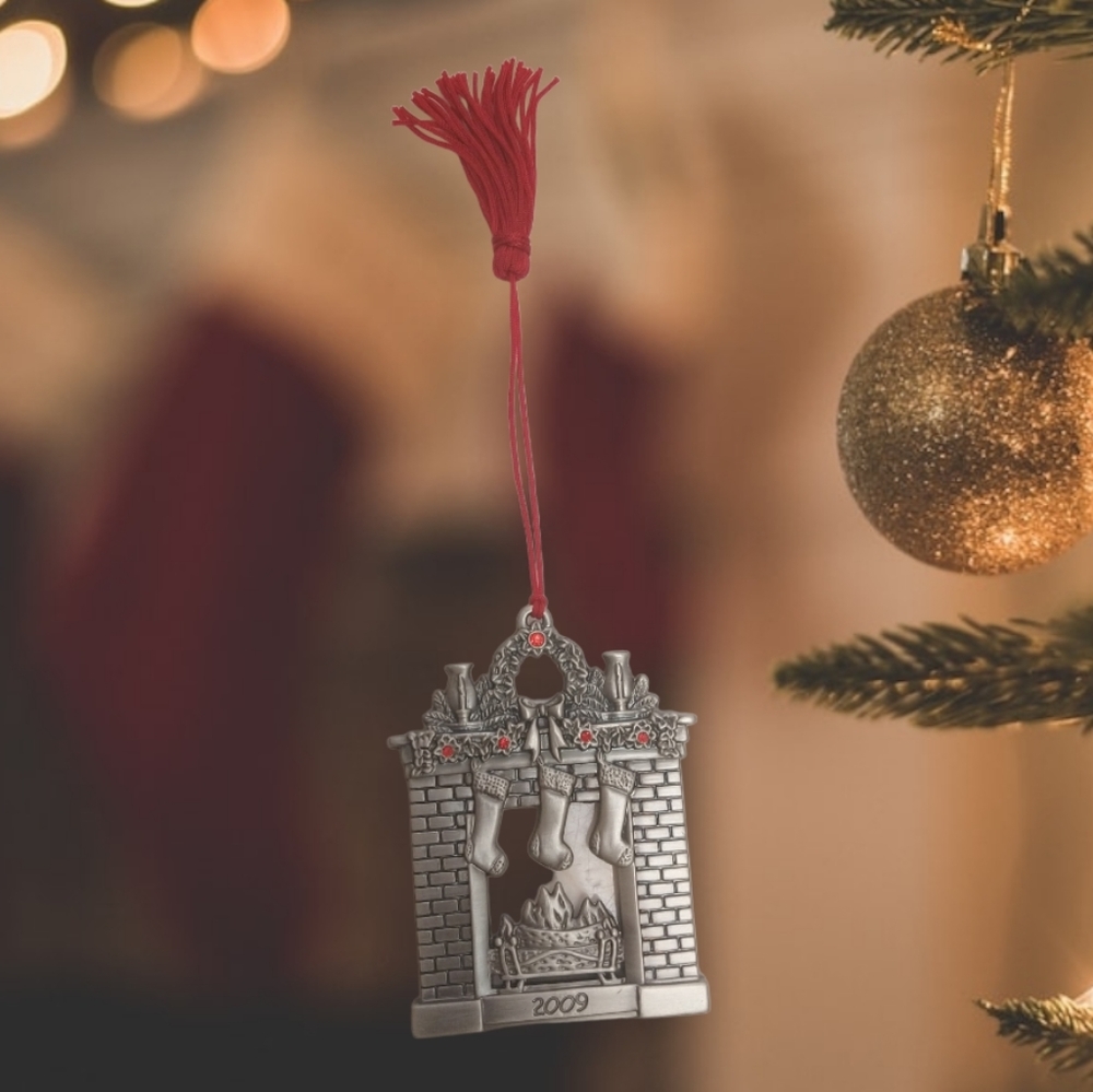 AVON Vintage 2009 Pewter Fireplace Ornament